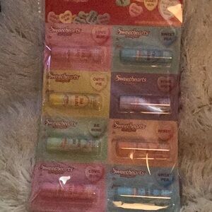 💄 NWT Sweetheart Lot of 8 FUN Assorted Flavored Lip Balm 💄